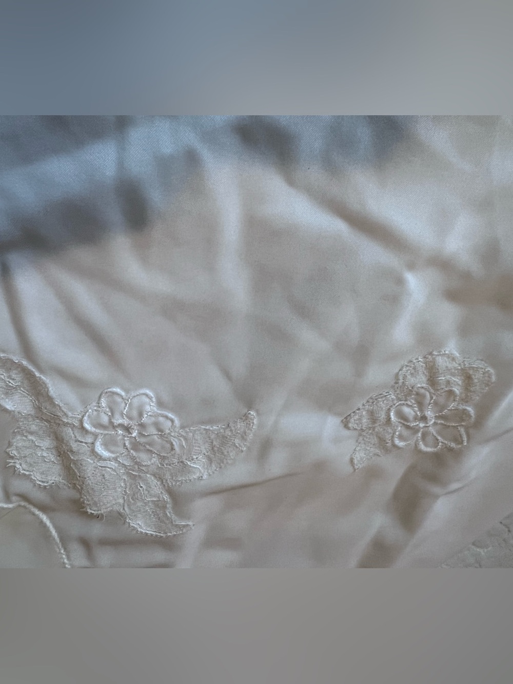 VTG Ivory White Full Slip Dress Floral Lace Embroidered Scallop Medium - Picture 11 of 13